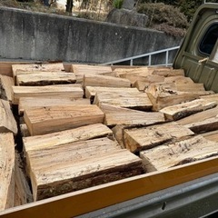 ナラ　40センチ軽トラ1台　配達します