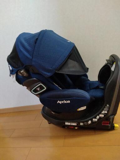 【美品】アップリカチャイルドシートISOFIX