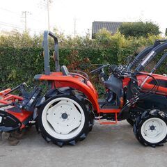 クボタ トラクター KL3350 33馬力 256h コンパクトスペシャル フロントローダ ハウス 水田兼用タイプ ノークラ仕様 幅広タイヤ クボタ トラクター KL3350 33馬力 256h コンパクトスペシャル フロント