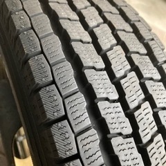 【最終値下げ】　ボンゴ　バネット　トラック　バン　スタッドレス　ホイール付き　175/80R14  LT 145/80R12 LT
