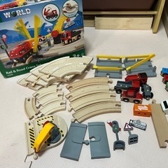 ブリオ　BRIO Rail&Road Crane Set 33208