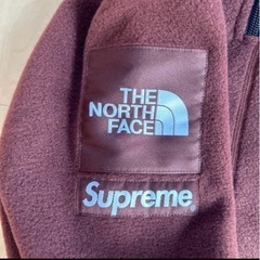 ノースフェイスsupreme
