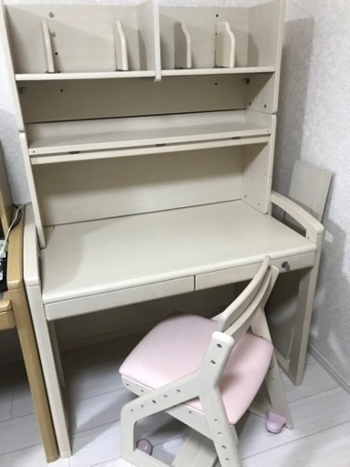 コイズミ学習机＋椅子、デスクマットつき