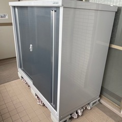 イナバ 物置(MJX-157) 美品 カギ付き