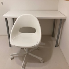 【IKEA】デスク・チェア白