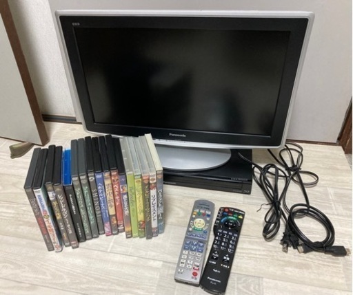 パナソニック ブルーレイディーガ 、22インチ液晶テレビ　DVDセット