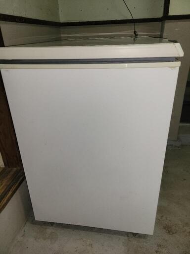 値下げしました　東芝 冷凍ストッカー CR-221GF2  内容量216L 稼働時間短い