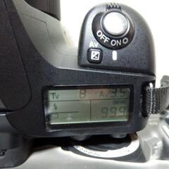 ❤️ショット数わずか・動作品・乾電池式❤️レンズ付き★Ｋ１００Ｄ★ペンタックス