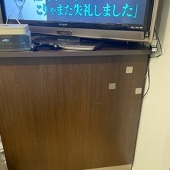 テレビ台　(演台)