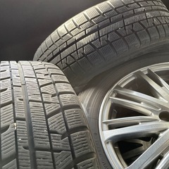 セレナ　スタッドレスタイヤ　ヨコハマタイヤ