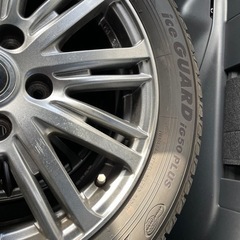 セレナ　スタッドレスタイヤ　ヨコハマタイヤ