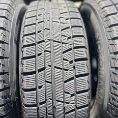 【美品】スタッドレスタイヤ