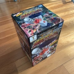 ティゴラ卓球台　セパレート式の移動タイプです。