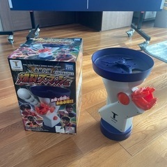 ティゴラ卓球台　セパレート式の移動タイプです。