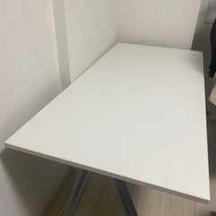 【IKEA】パソコンデスク