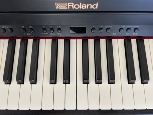 電子ピアノ　Roland RP501R