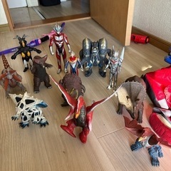 ウルトラマン等フィギア