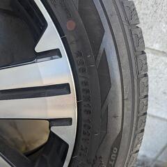 １８インチ スタッドレスタイヤ ４本 225/55R18 三菱純正ホイール付　