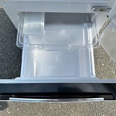 30日迄！美品★Hisense 130L 冷蔵庫【HR-D1301】 30日迄!Hisense☆130L 冷蔵庫【HR-D1301】