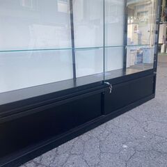 大阪⭐️エコマックス♻️「S52」 ガラスケースショーケース 鍵付き 