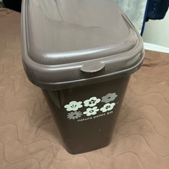 ゴミ箱(容量20L)