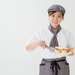 南城市大里　チーズケーキ　販売スタッフ