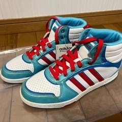 新品　訳あり　adidas スニーカー