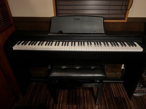 【地域限定無料配送可】電子ピアノ　CASIO 　Privia PX-770BK 88鍵盤　イス・ヘッドホン