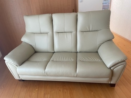 3人掛けフェイクレザーソファ