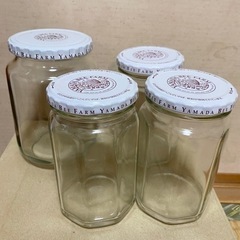山田養蜂場　はちみつ　空き瓶　4個