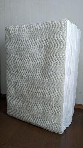 【高反発マットレス】雲のやすらぎプレミアム 三つ折り シングルサイズ「100cm×200cm×厚み13cm」 準新品