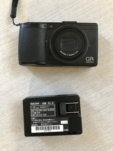 中古】リコー RICOH GR DIGITAL III SDカード(4GB)、充電器付き