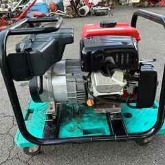 現物確認歓迎 初期不良安心対応 使用頻度少なく程度の良い 動作品 非常時等に 新ダイワ 4サイクル 2口 発電機 EGM24L　2400W 100V 60Hz 24A