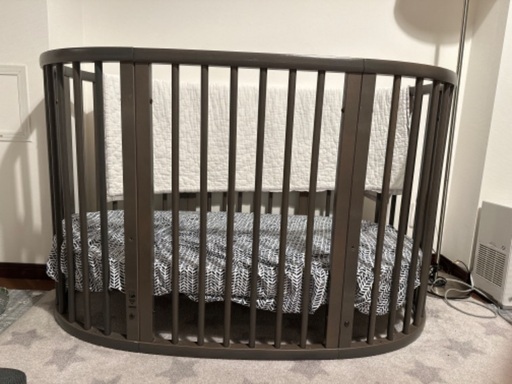 芝公園　湾岸 Stokke sleepiベッド　当面