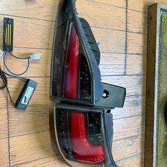 クリスタルアイ　レクサスCT200h テールランプ