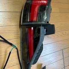 クリスタルアイ　レクサスCT200h テールランプ