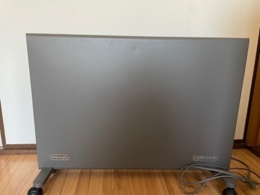 デロンギ　コンベクターヒーター