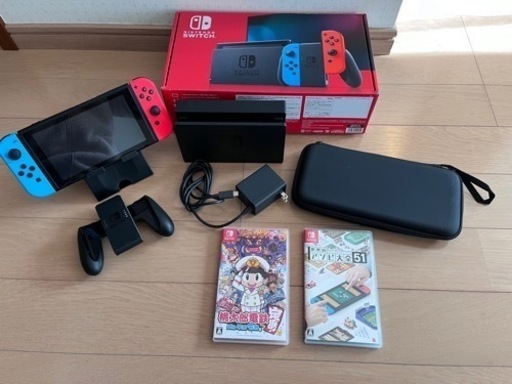 【新品同様！】Switch スイッチ本体➕ソフト2本➕ケース➕画面ホルダー
