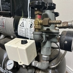 実働 日立ベビコン30Lコンプレッサ