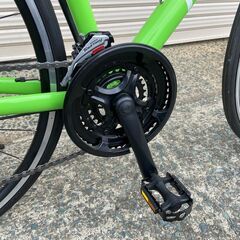 【新品★未使用 】　クロスバイク　700C×25C　高級アルミ仕様　21段ギア