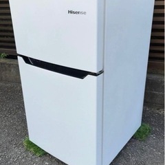 ハイセンス冷凍冷蔵庫93L強化ガラス棚LED照明静音設計　2018年製