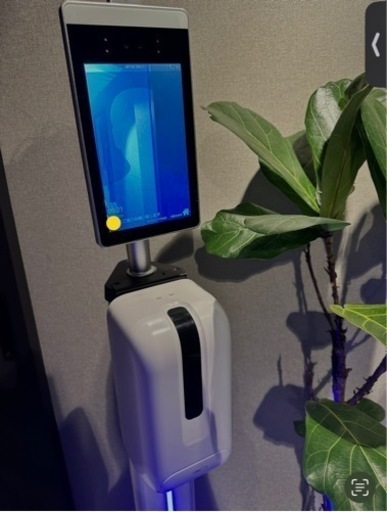 検温機　デジタルディスプレイ　アルコール消毒　自動