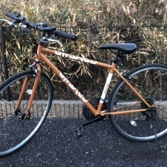 【ネット決済】クロスバイクと空気入れ