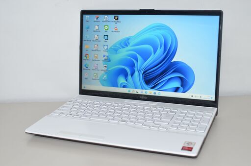 中古良品ノートパソコン 富士通 AH42/E1 Windows11+office 爆速SSD256GB AMD 3150U/メモリ8GB/15.6インチ/WEBカメラ/無線内蔵/DVDマルチ