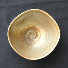 備前焼茶碗　金彩備前博焼