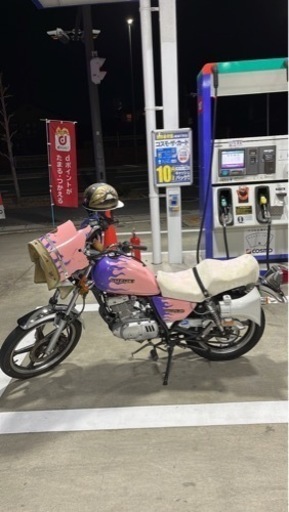 まだありますメルカ◯に話しかけてください。