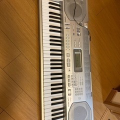 電子ピアノ　CASIO CTK-800