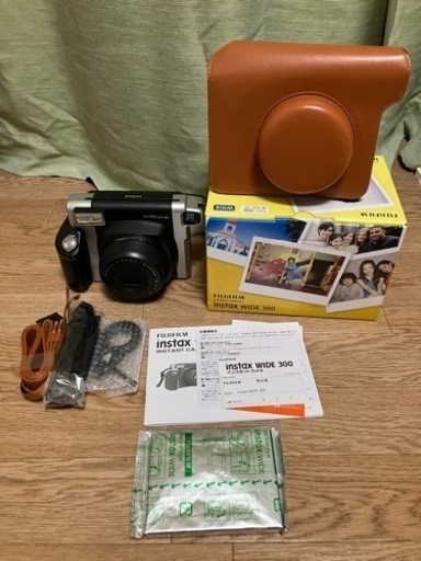 チェキ　INSTAX WIDE 300+フィルム10枚