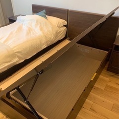 収納付き高級シングルベッド２台
