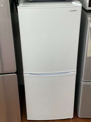 大人女性の 送料・設置込み　冷蔵庫　142L IRIS OHYAMA 2020年 冷蔵庫